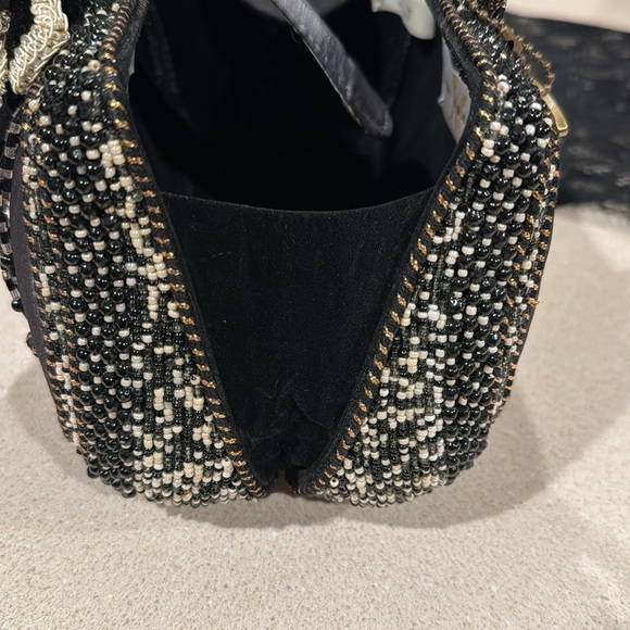 Mary Frances Black Rose Beaded Embellished Handbag Evening Bag beautiful - Picture 10 of 10